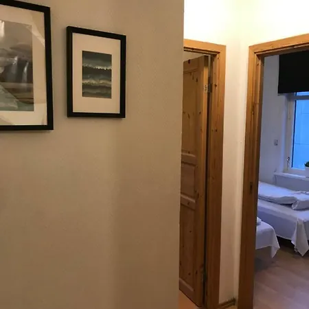 Prime Location Apartment *
