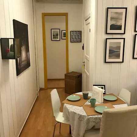 Apartment Prime Location *